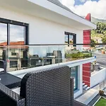 Enxurros House