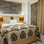 Apartament Enxurros House