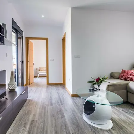 Daire Enxurros House *