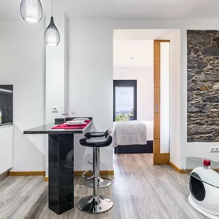 Enxurros House *