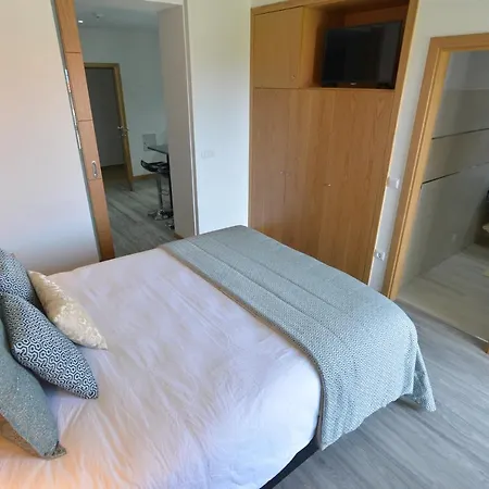 公寓 Enxurros House 蓬塔德尔加达